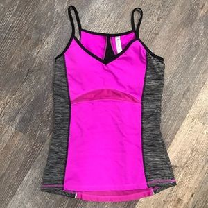 Kyodan racerback work out top! EUC! small